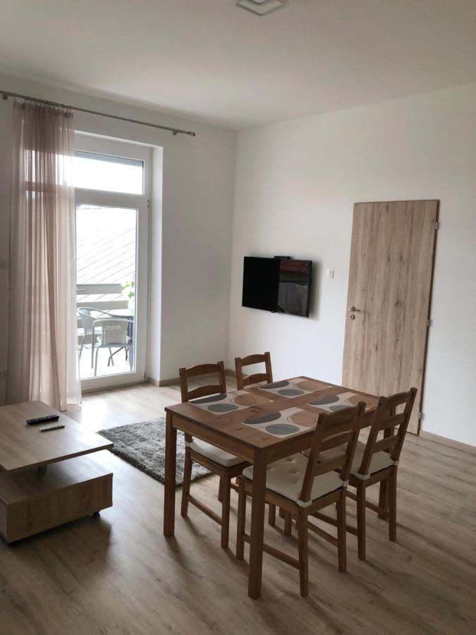 Pupos Apartman ซิกลีเก็ต ภายนอก รูปภาพ